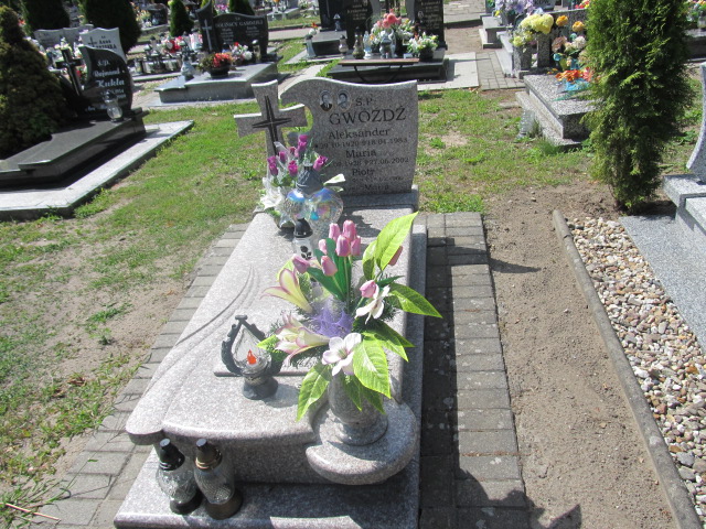 Grób Aleksander Gwóźdź