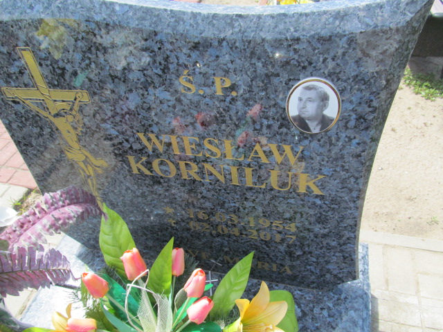Wiesław Korniluk 1954 Iłowa - Grobonet - Wyszukiwarka osób pochowanych